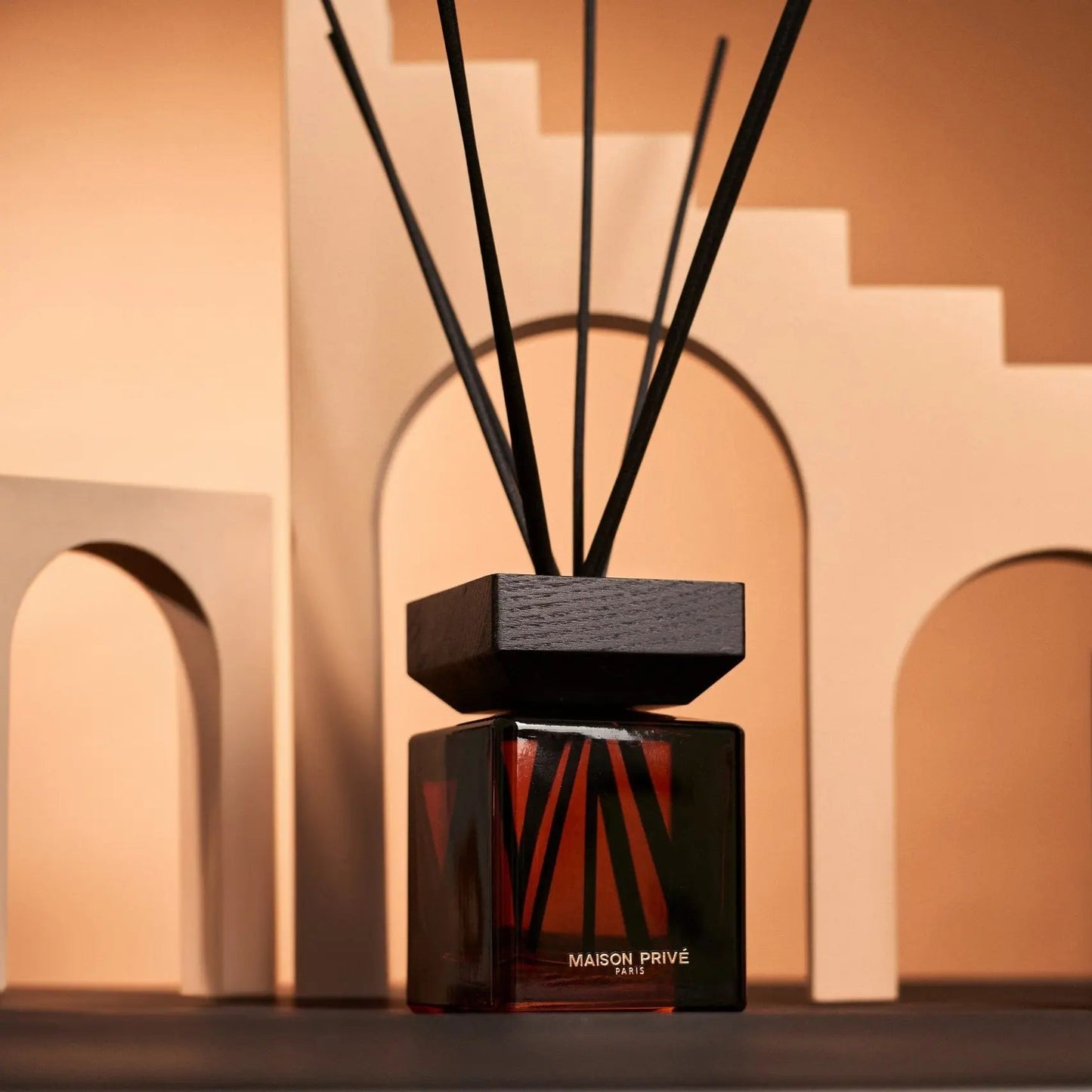 Namø kvapas | GINTARAS IR ODA | 200ml MAISON PRIVÉ