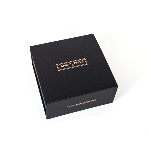 
                  
                    Set cadou MOMENTS | Parfum de casă și lumânare
                  
                