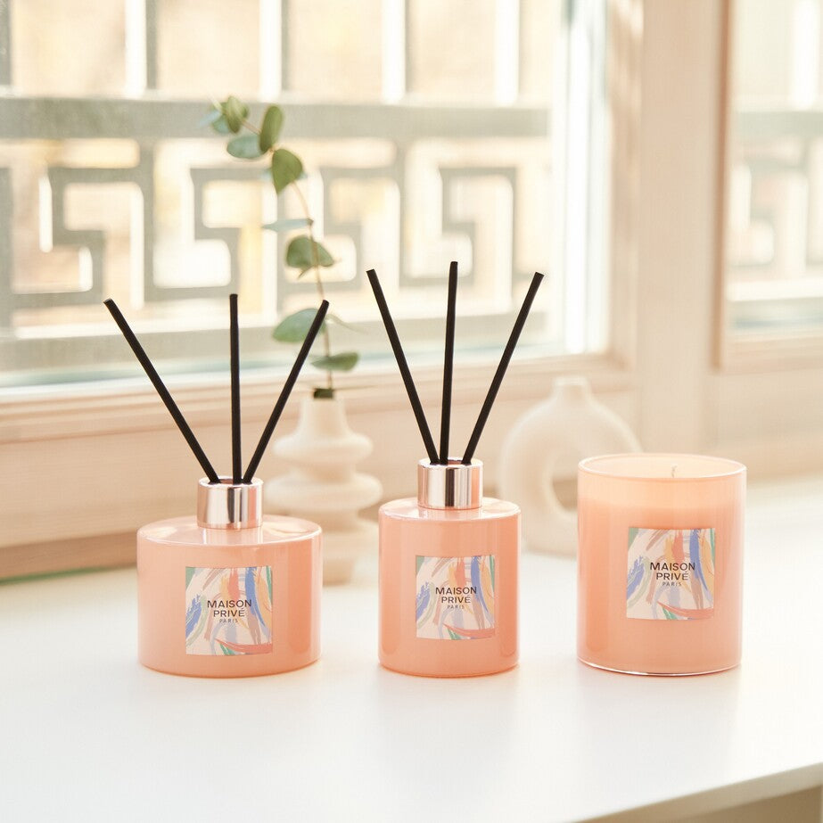 
                  
                    Set cadou MOMENTS | Parfum de casă și lumânare
                  
                