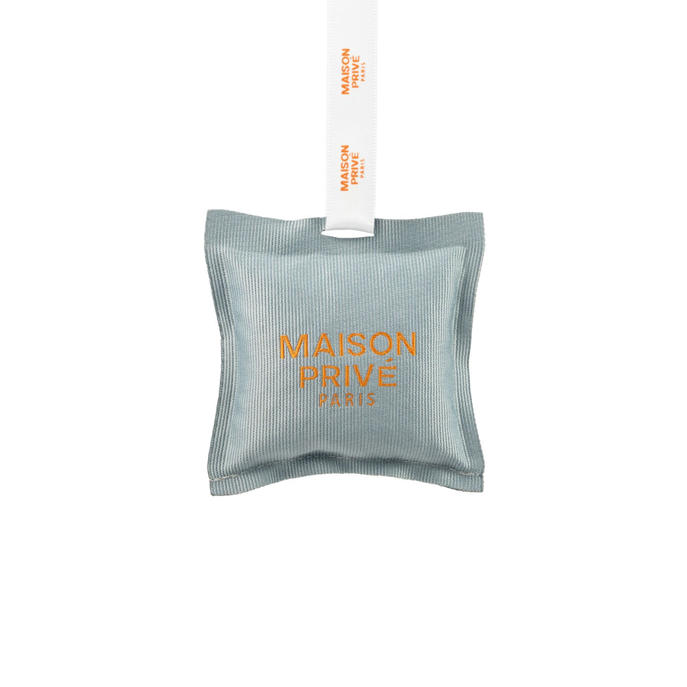 
                  
                    Odorizant pentru automobil | LAVANDĂ ȘI FLOAREA LUNII
                  
                