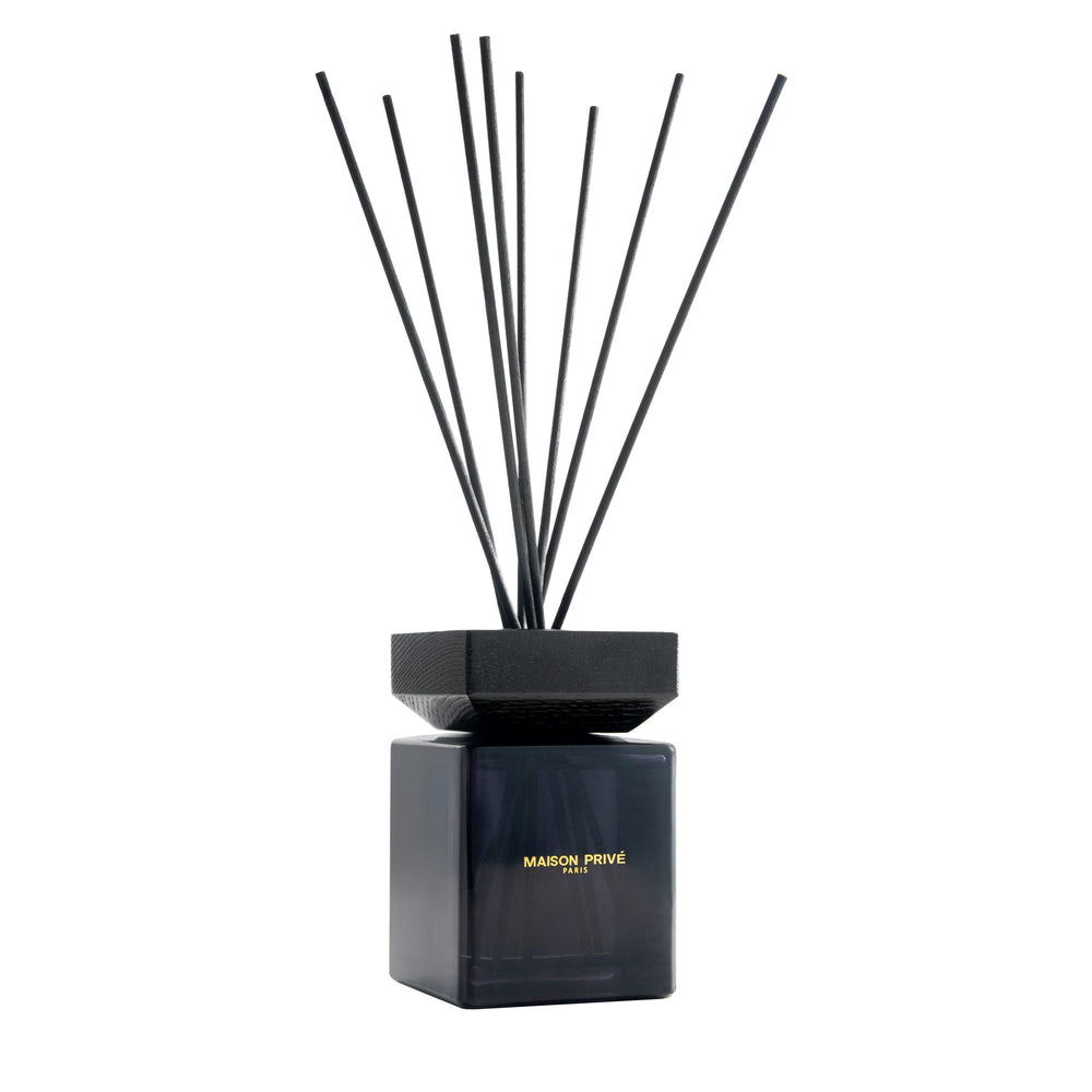 
                  
                    Parfum de casă | MURE ȘI DAFIN | 200ml
                  
                